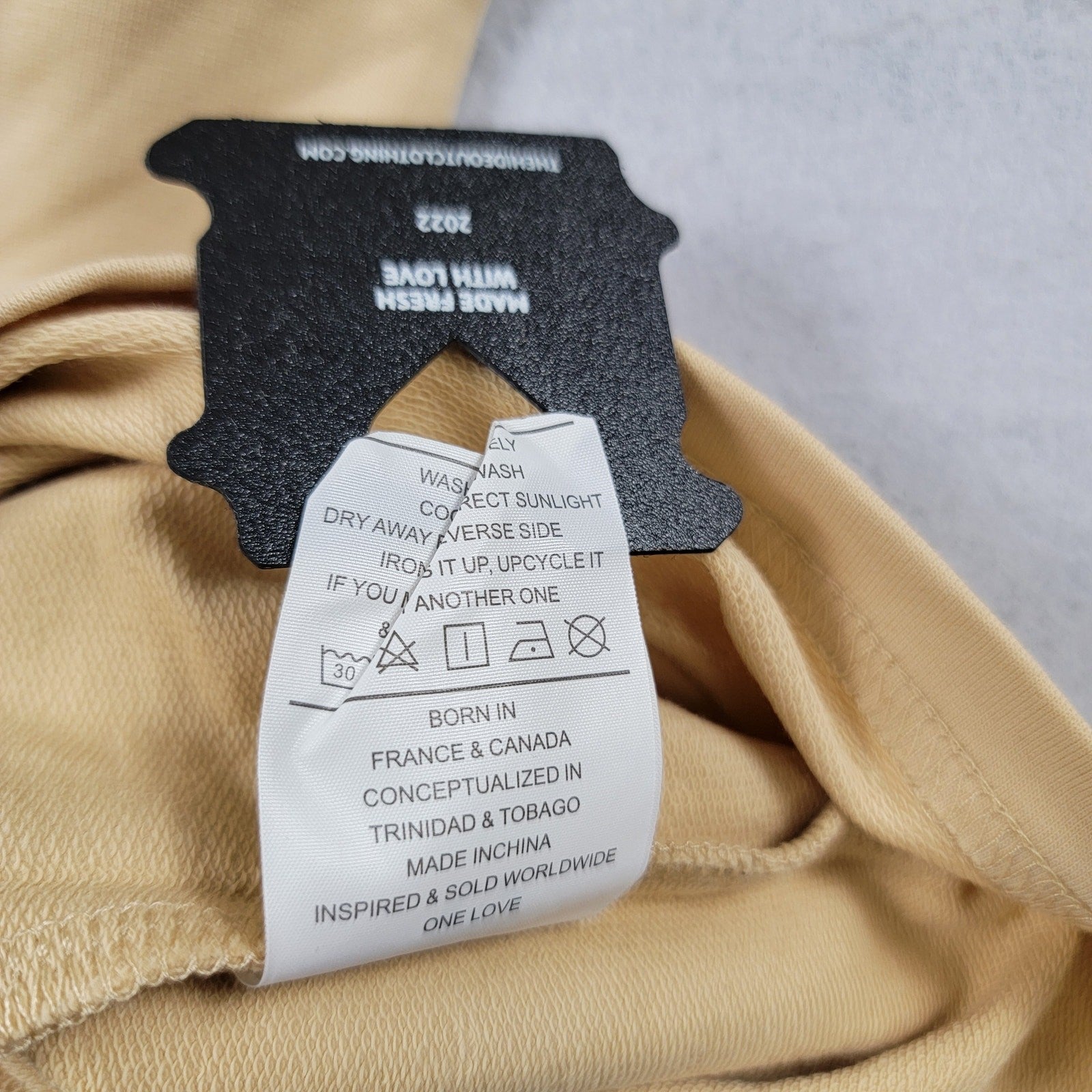 The Hideout Clothing Mens S Beige Graphic Tee Never On Your Friends NWT 7847885
