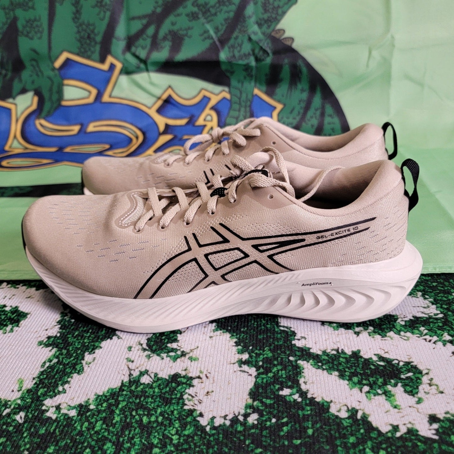 Asics Gel Excite 10 Men Sz 11 1011B600021 Feather Grey (S19)1