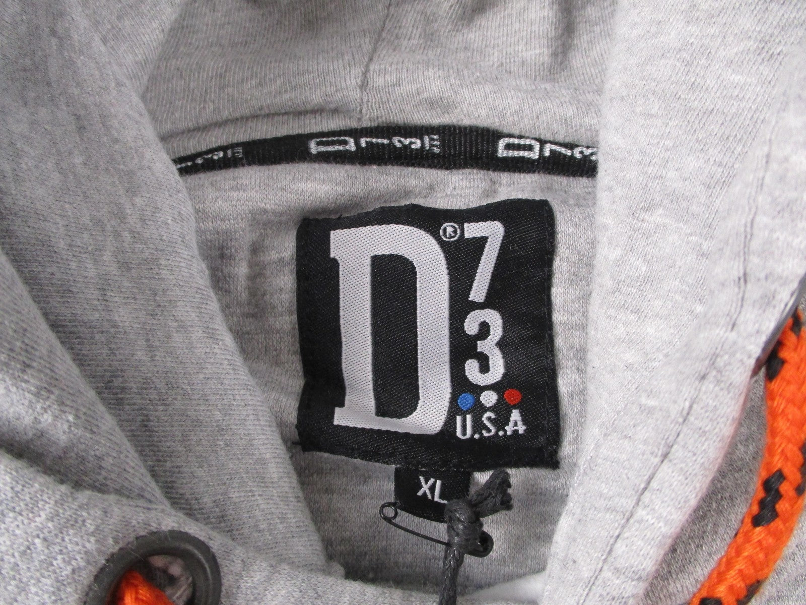 D73 USA Hot Wheels Hoodie Mens XL Gray Skull Graphic Pullover New