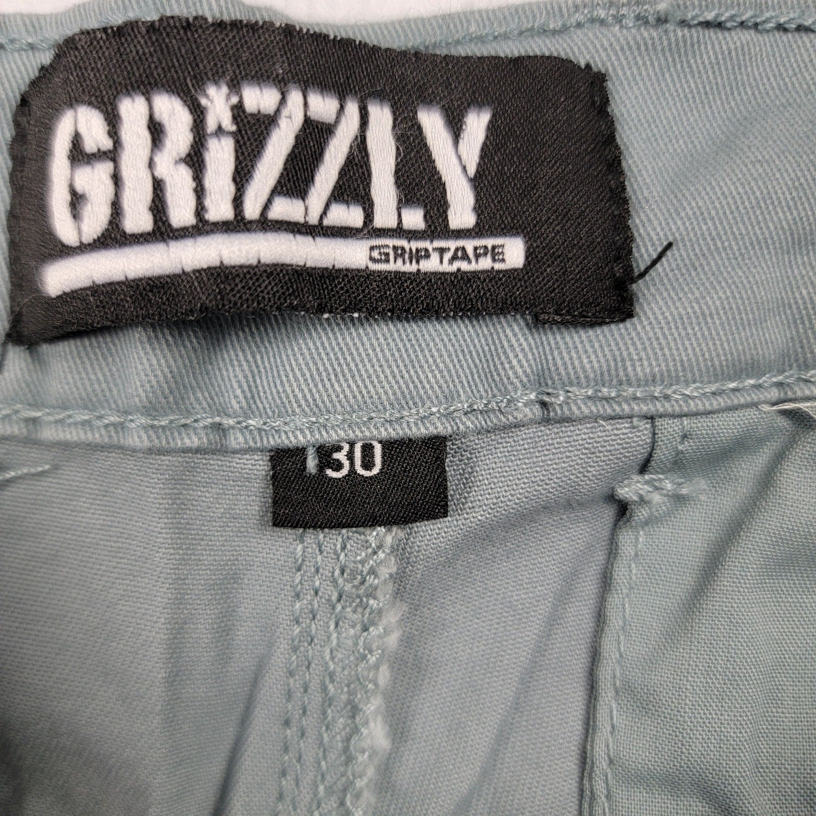 Grizzly Griptape Men’s Chino Shorts Size 30 Sage Green Casual Skatewear NWT2
