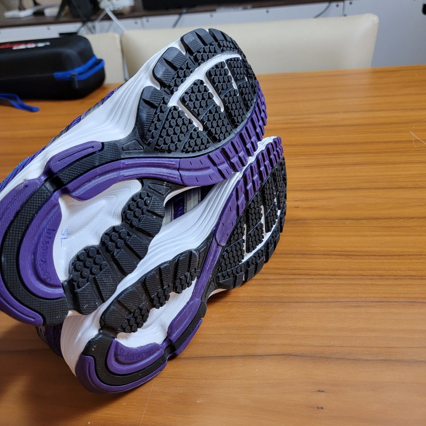 Adidas Falcon Elite 'Blue' Unisex Sz 9.5 G50036