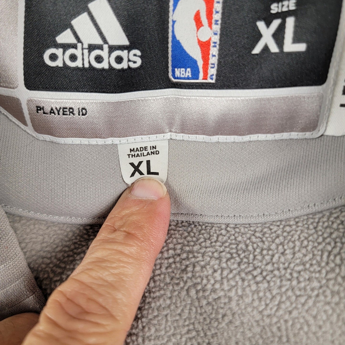 Adidas Minnesota Timberwolves ClimaWarm ZipUp Hoodie XL Gray NBA 1213
