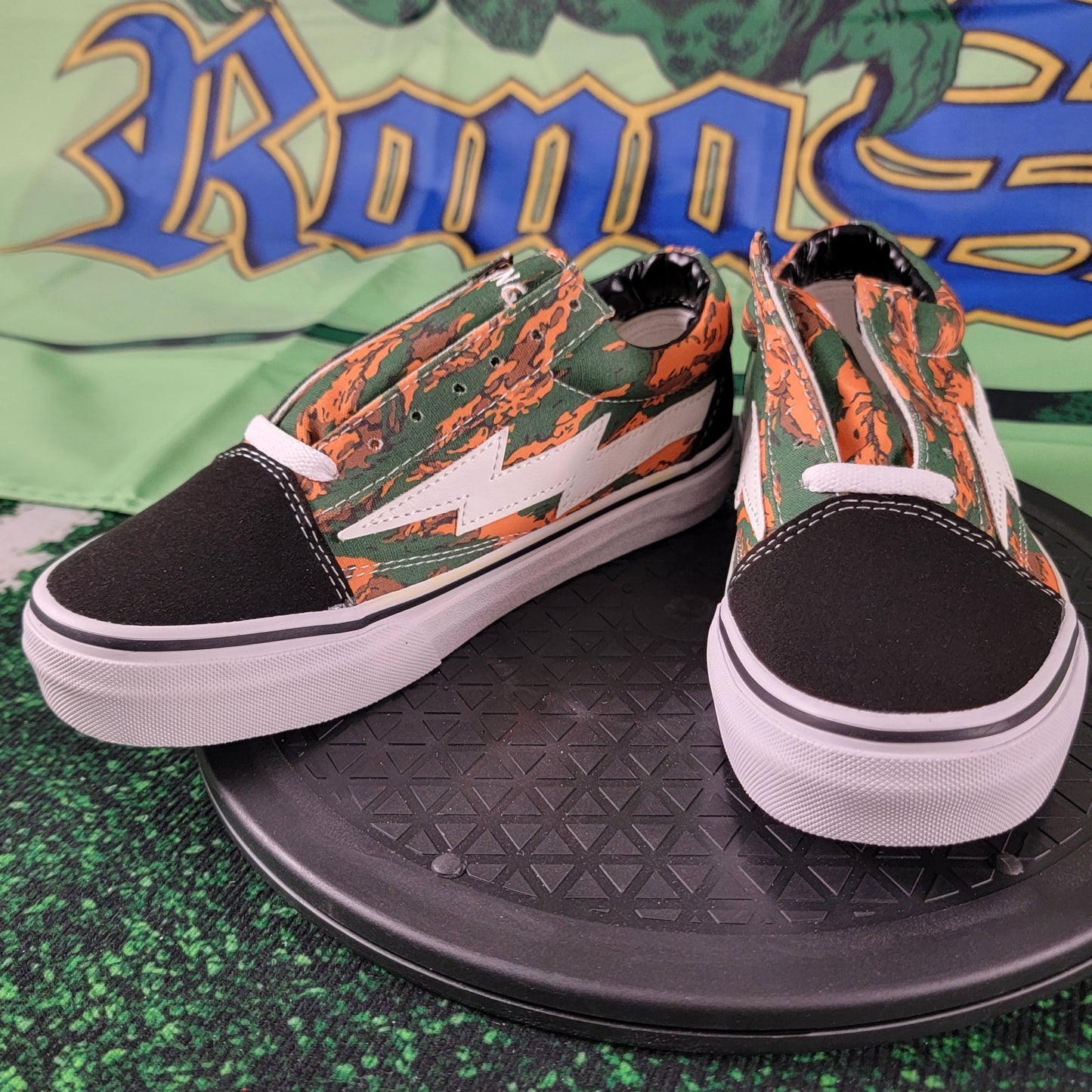 Revenge x Storm Vol.1 Tiger Camo Green Orange Men’s 5 Lace Up Sneakers NIB4