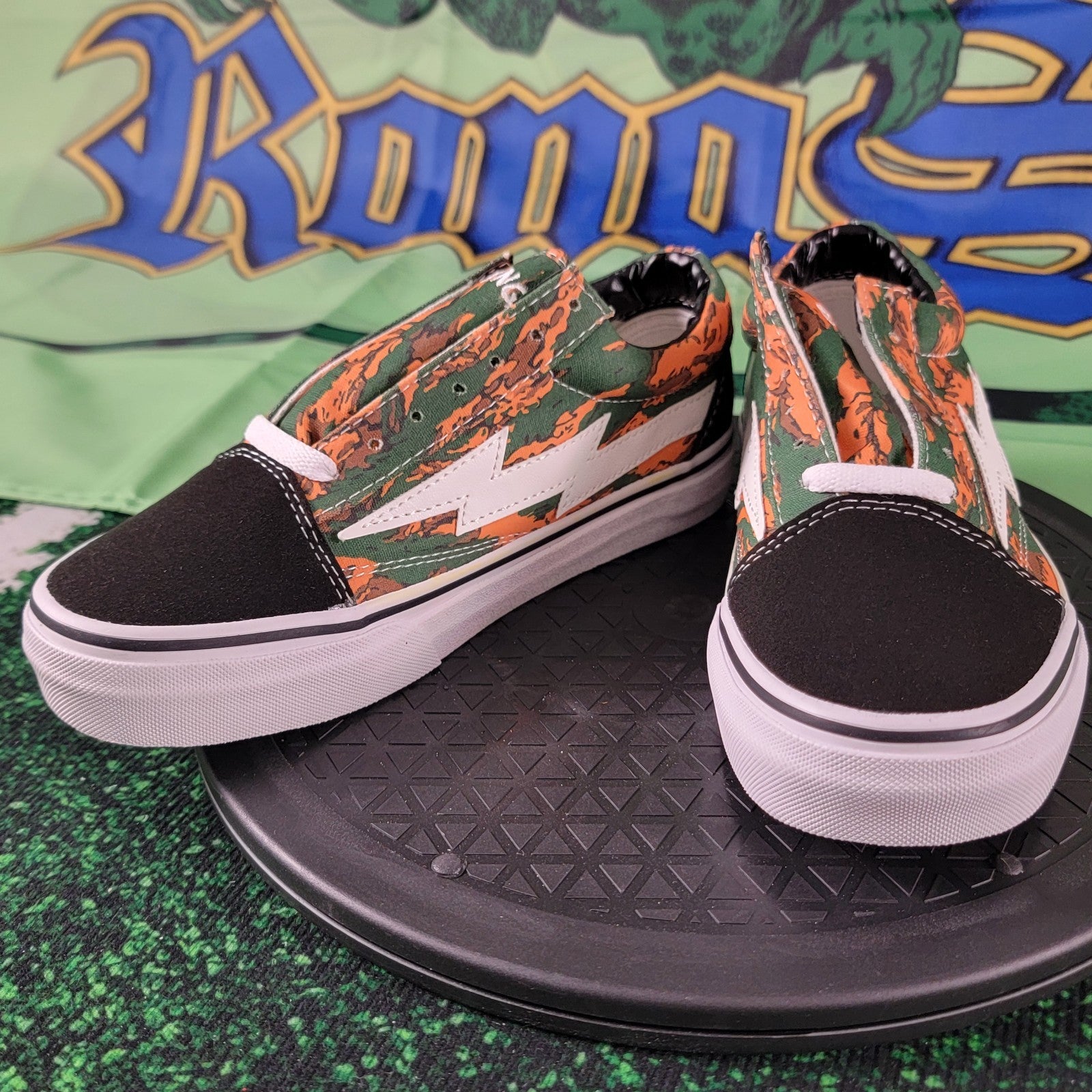 Revenge x Storm Vol.1 Tiger Camo Green Orange Men’s 5 Lace Up Sneakers NIB4