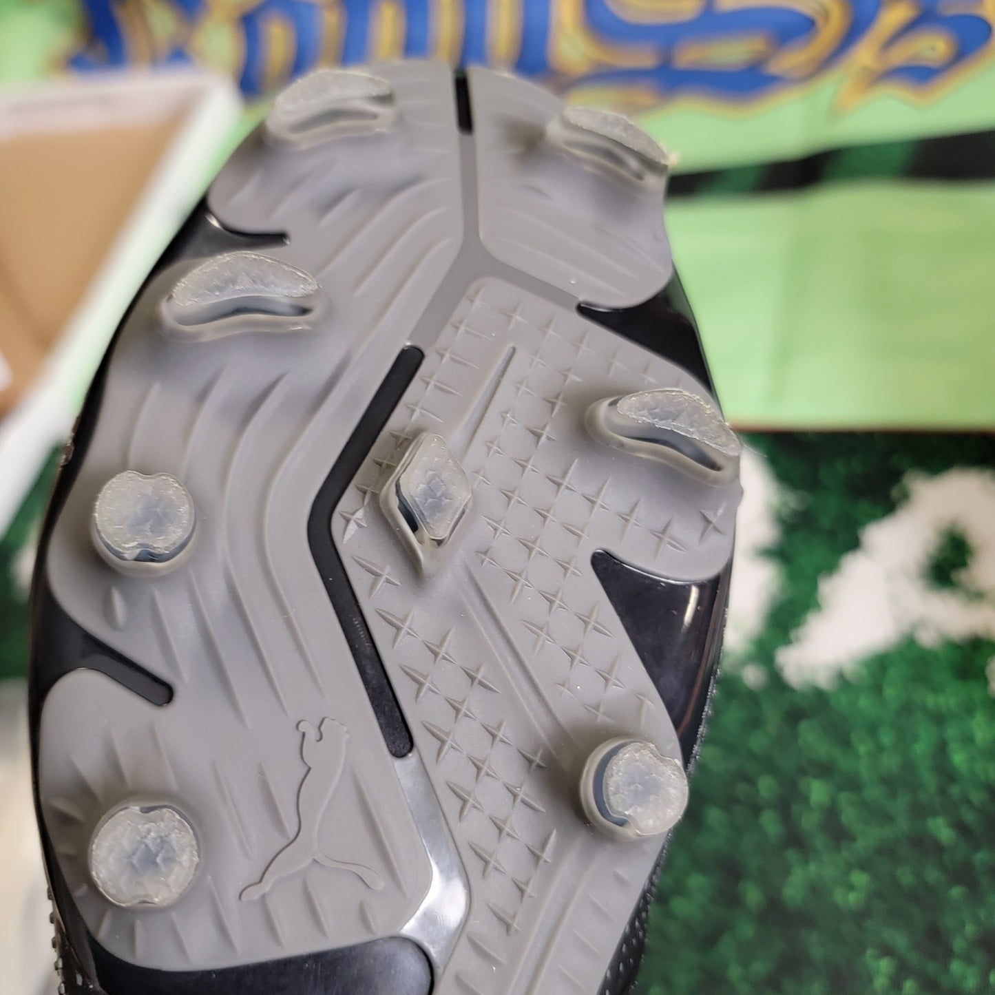 Puma Future 7 Match FG Cleats  Black/White  Men's Size 11 107715026