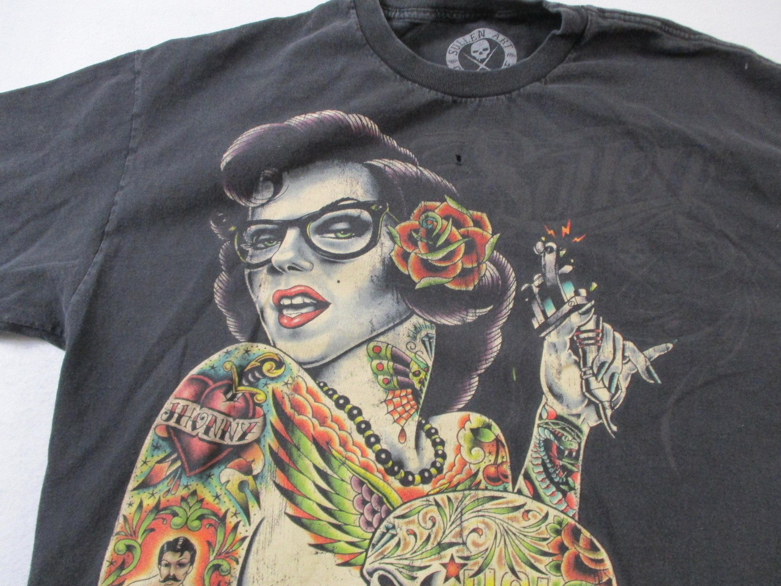 Sullen Art Collective Shirt Mens XL Black Tattoo PinUp Holly Skull Graphic 15624