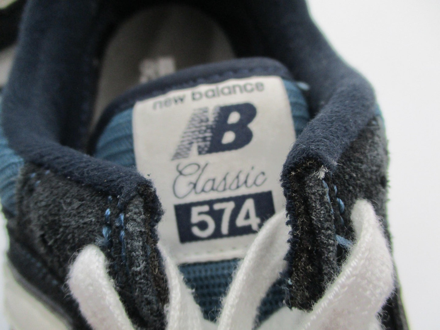 New Balance Classic 574 Shoes Mens Size 10.5 Blue Navy Suede Mesh ML574BD29