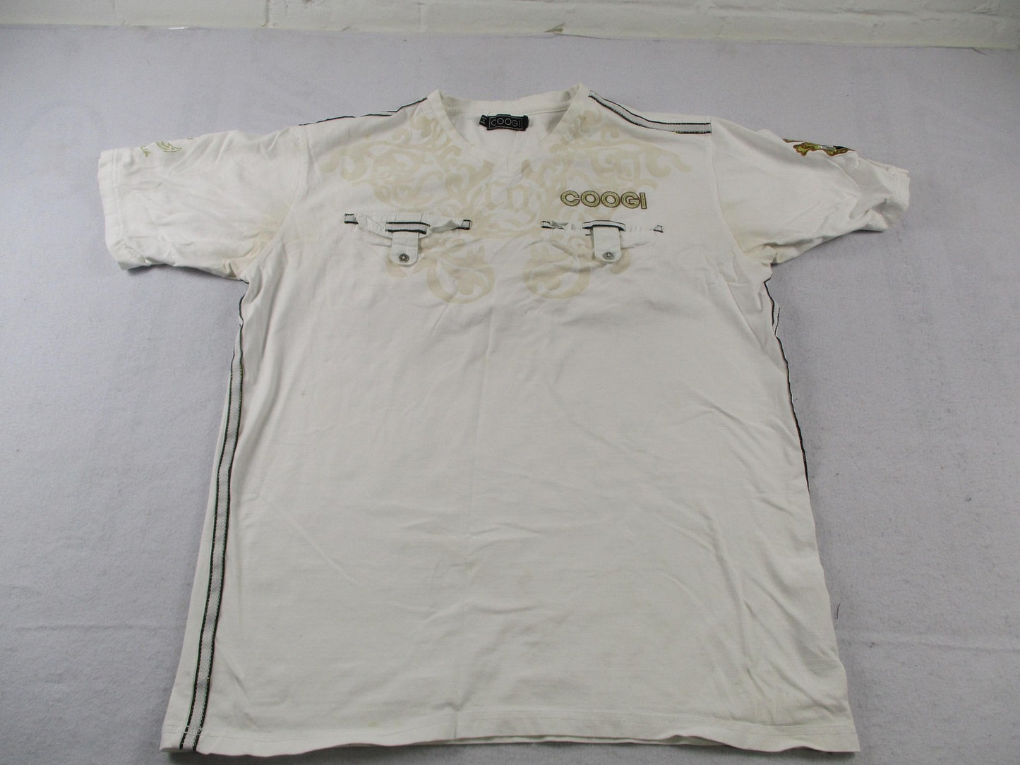 COOGI Shirt & Cargo Shorts Mens 42 White Nautical Anchor Crest Graphic Set 16751