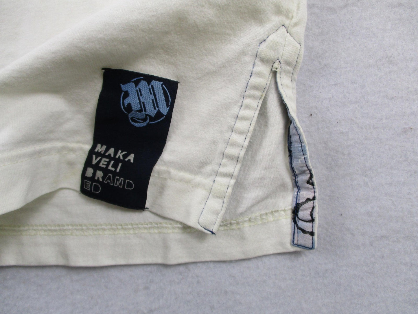 Makaveli Branded Shirt Mens 2XL White Bandana Paisley Logo Graphic Tee 17413