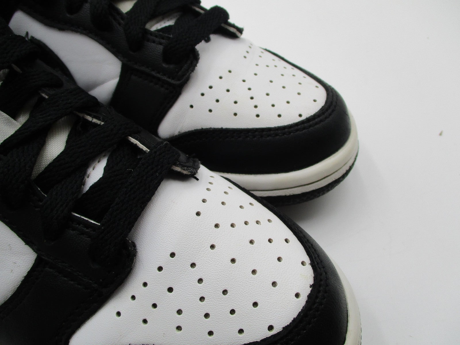 Nike Dunk Low Youth Size 5Y Black White Retro Panda GS Sneakers CW1590100 (1E6)11