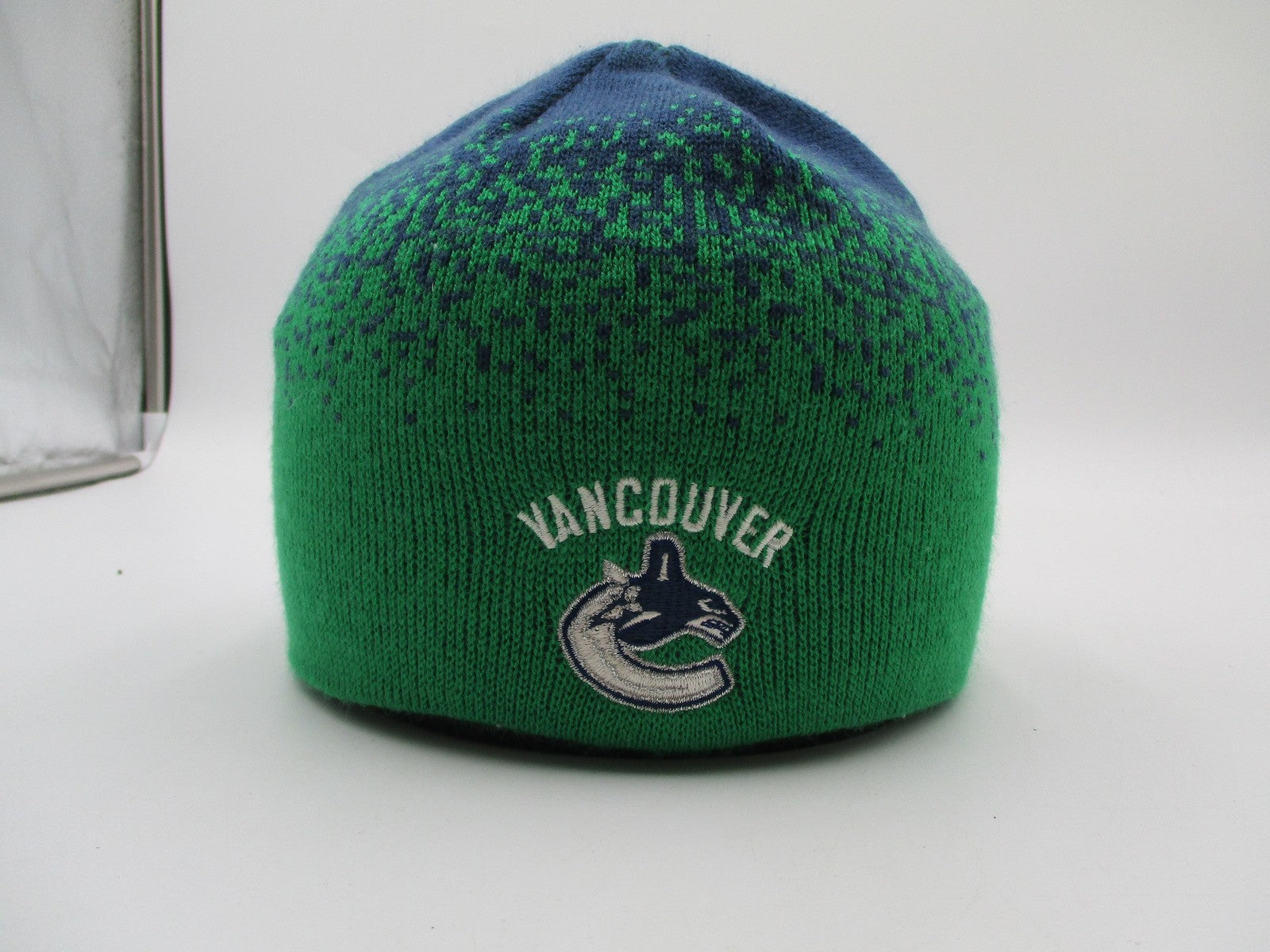 Vancouver Canucks Hat Cap Knit Beanie Mens One Size Green NHL Hockey Reebok0