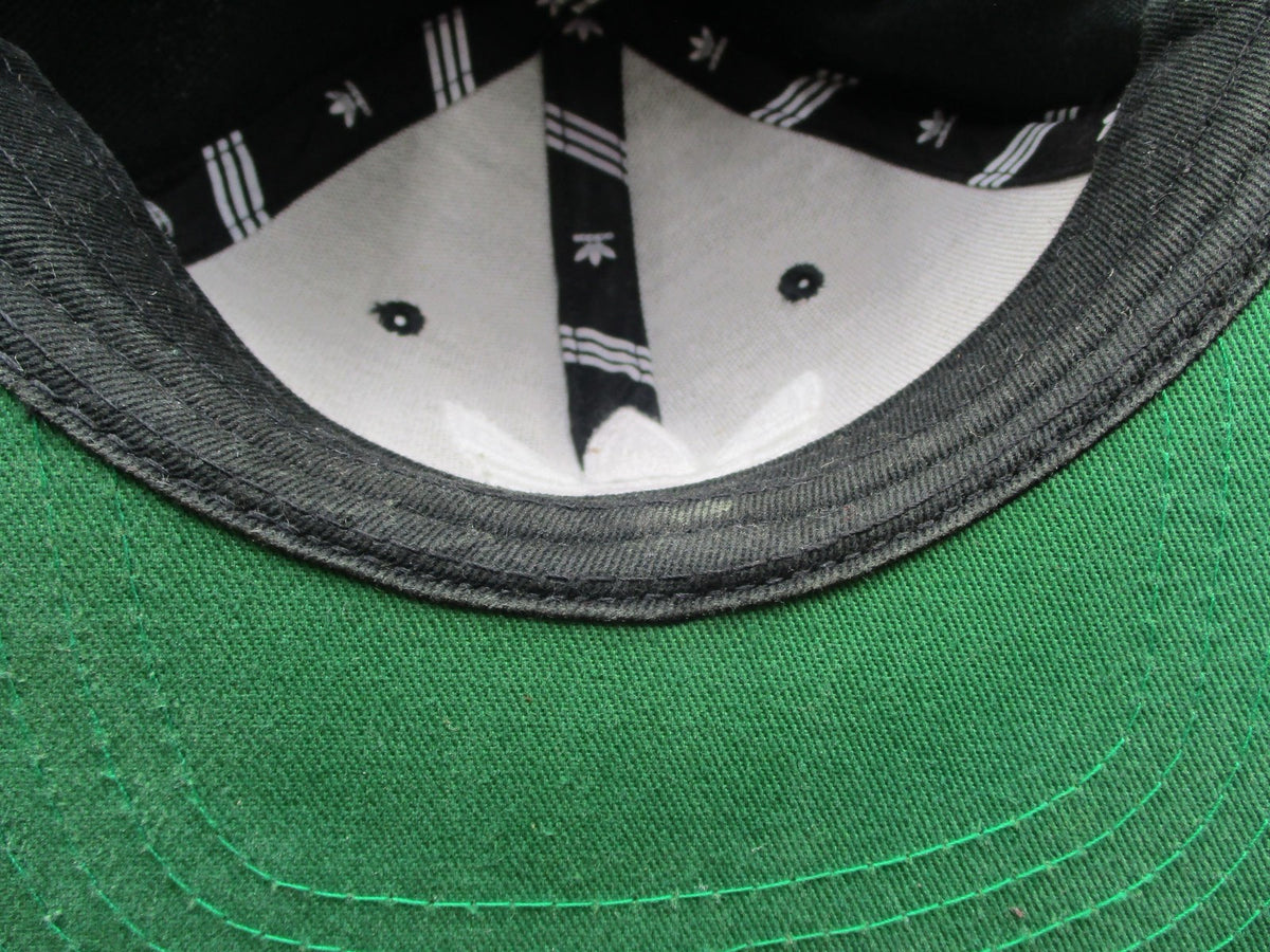 Adidas Hat Cap Snap Back Mens One Size Black Trefoil Logo Green Brim Embroidered8
