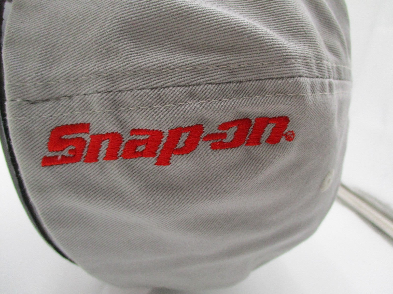 Snap-on Hat Cap Fitted Mens XL Gray Black Red Embroidered Logo Baseball Twill5