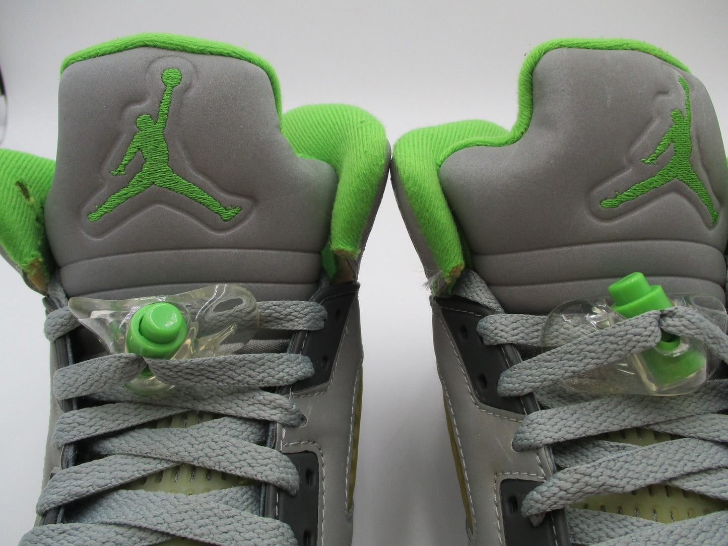 Nike Air Jordan 5 Retro Green Bean Shoes Youth Size 7Y Gray Volt GS DQ3734-0037