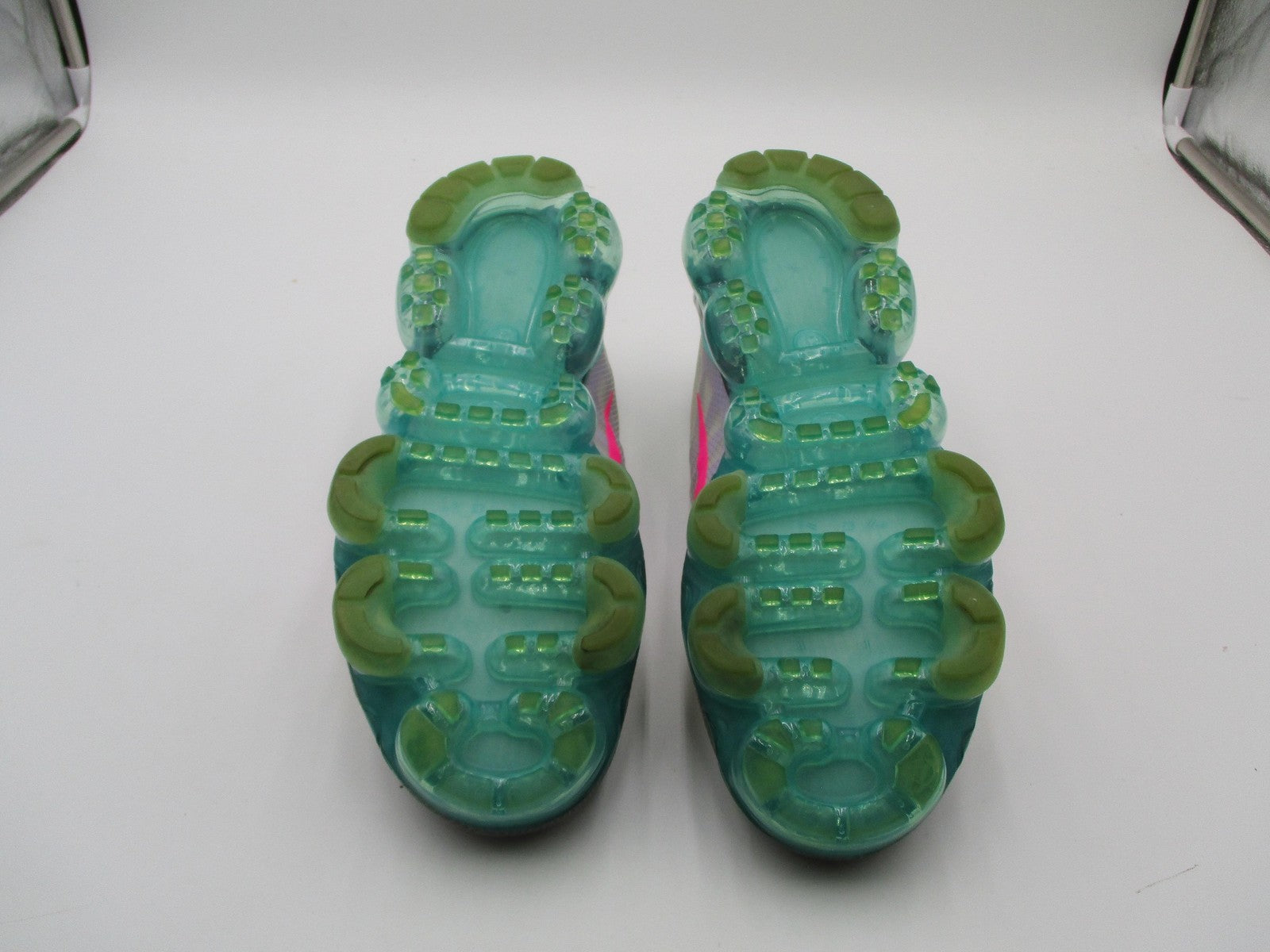 Nike Air VaporMax 2019 Shoes Womens Size 10.5 Multicolor Sneakers AR6632-00510