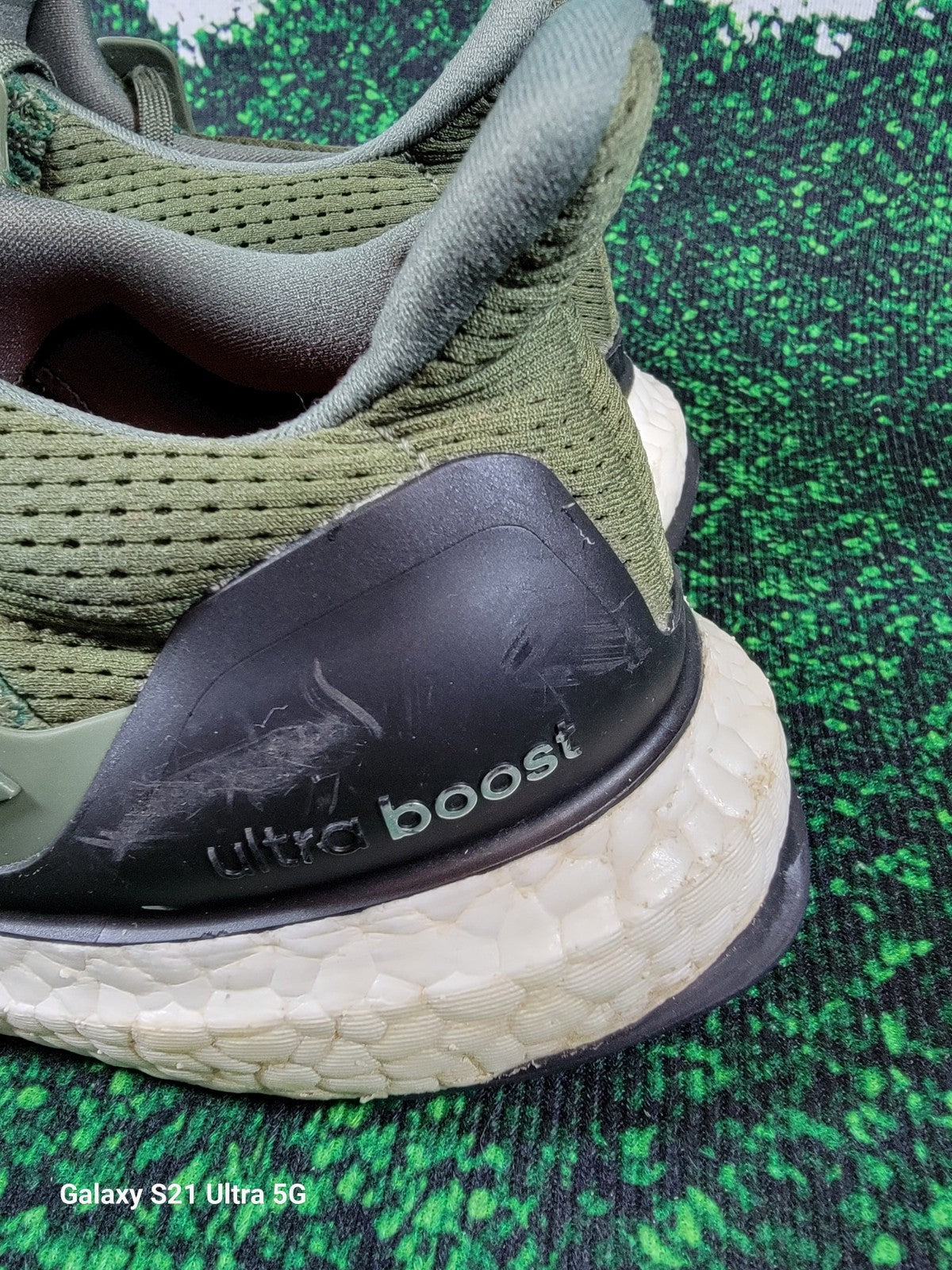 Adidas Ultraboost Olive Green Mens Size 7 Running Shoes Preowned Boost