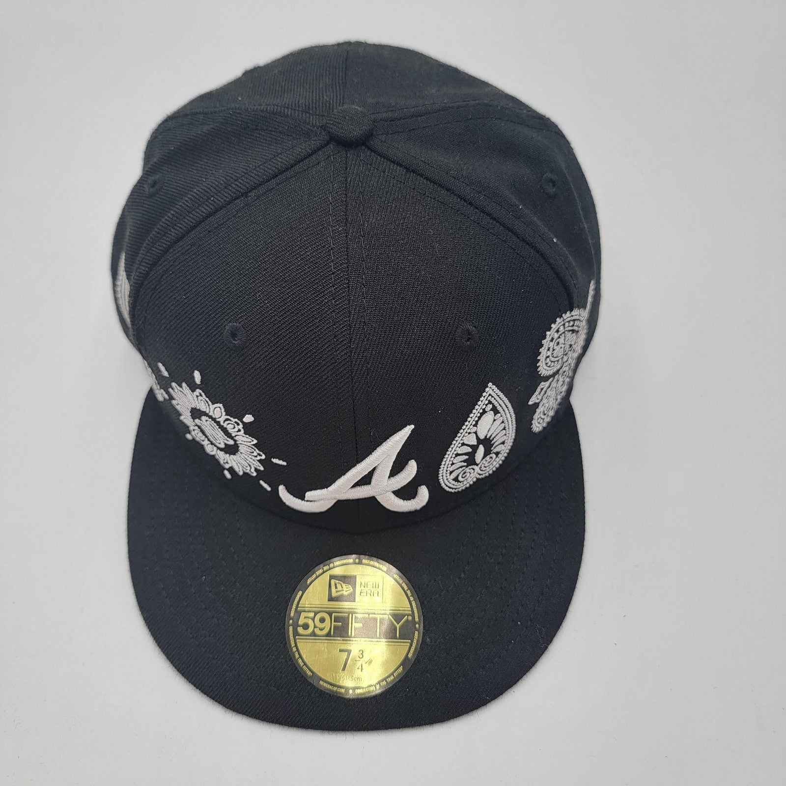 Atlanta Braves Hat Cap Fitted Mens 7 3/4 MLB Baseball Paisley Elements New Era5