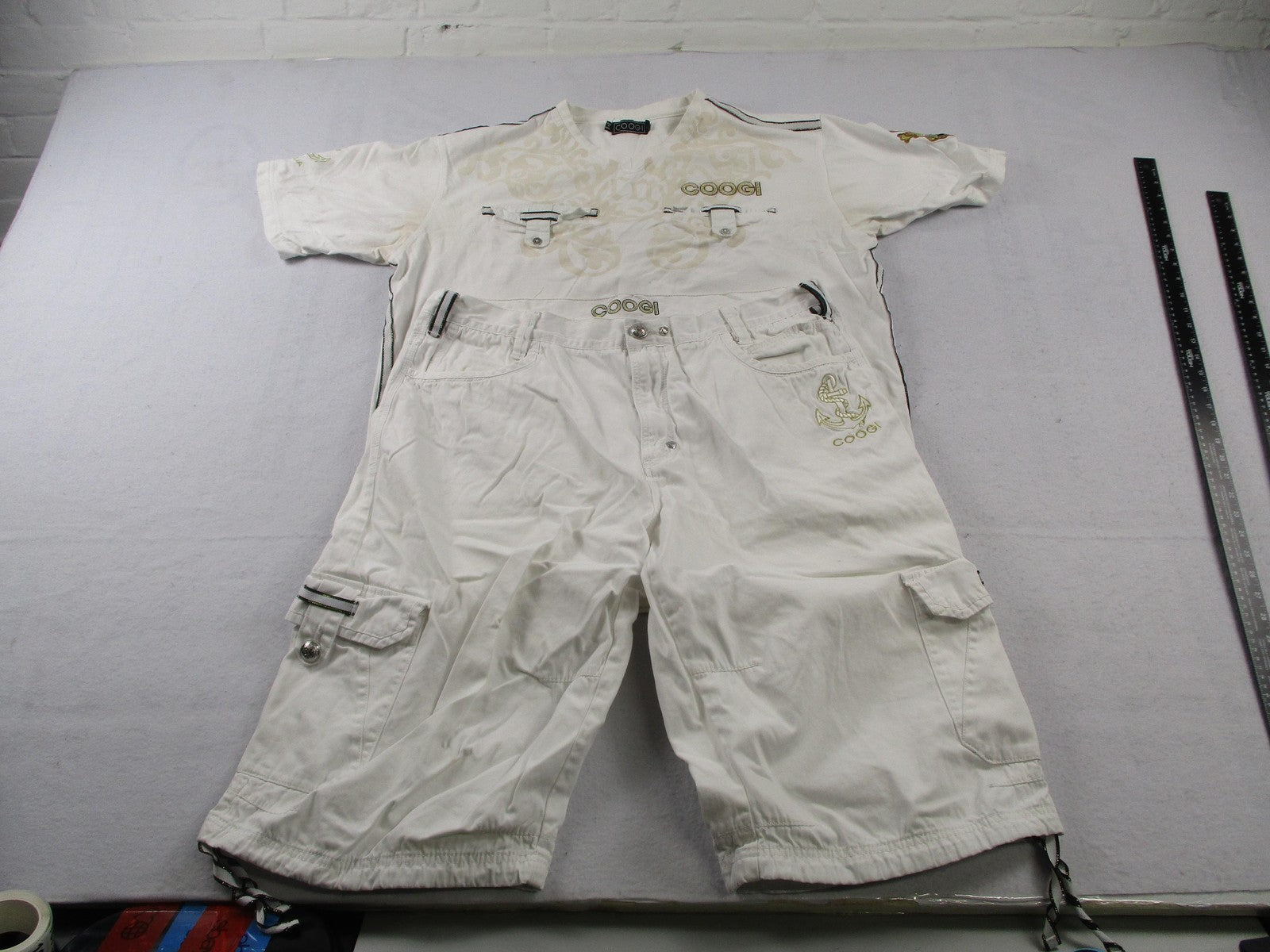 COOGI Shirt & Cargo Shorts Mens 42 White Nautical Anchor Crest Graphic Set 16750