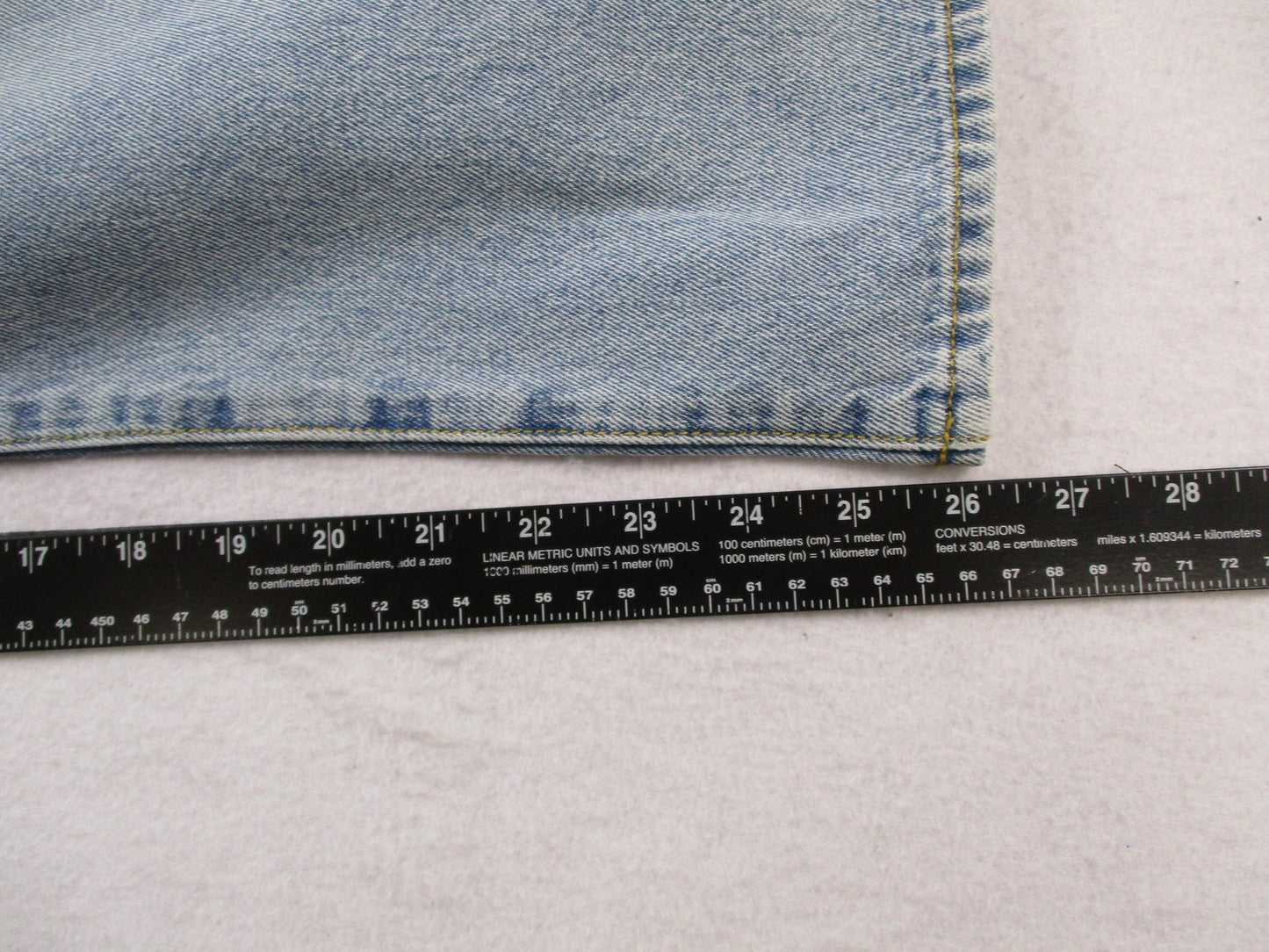 Modern American Rexford Crop Jeans Womens 26 Blue HighRise Distress Relaxed 146711