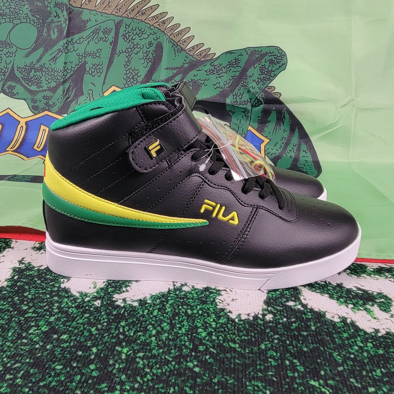FILA Vulc 13 Mid Black/Yellow/Green/Red Mens Sz 122