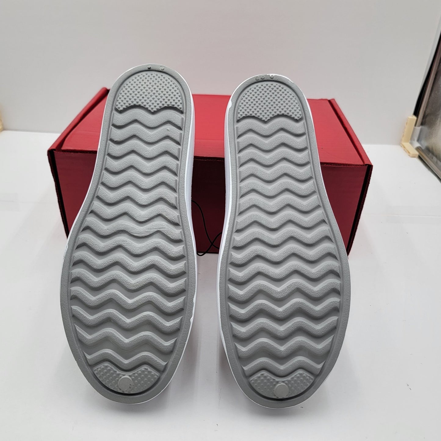 London Fog Mens Size 10M Gray Bately Slip On Waterproof Lightweight Casual