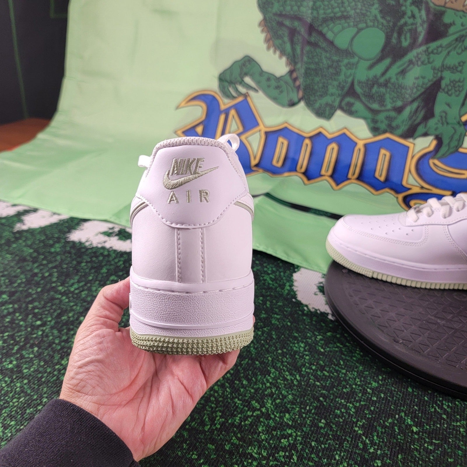 Men's Nike Air Force 1 '07 White/Honeydew-White (DV0788 105) Sz 12M 13.5W4