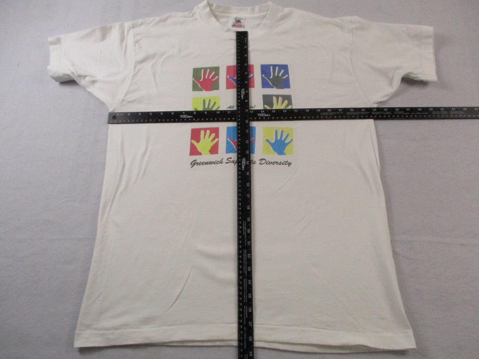 Vintage Greenwich Supports Diversity Graphic Shirt Mens XL White Fruit Loom 90s5