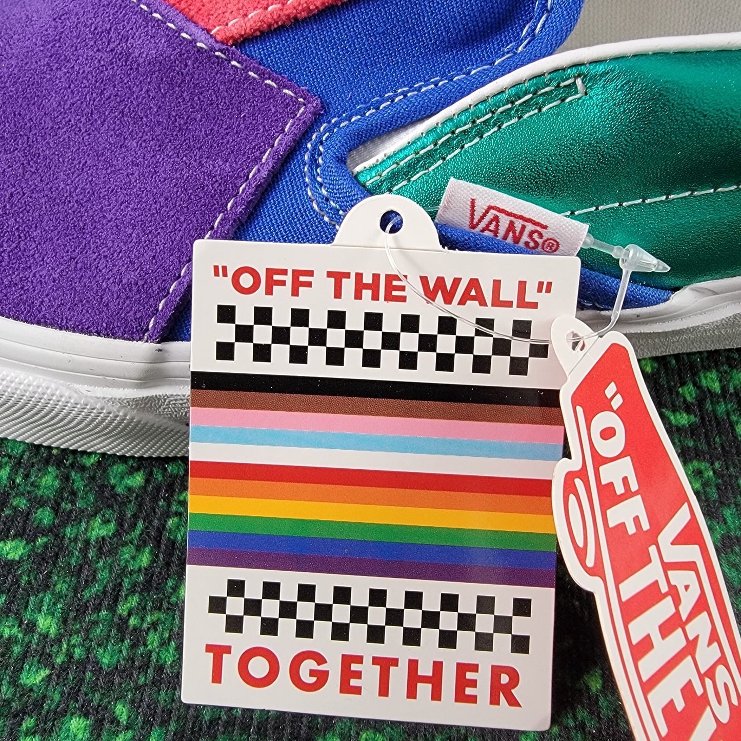 VANS Classic SlipOn Pride (Patchwork) Men Size 7 | Women Size 8.5 VN0A33TB44B110