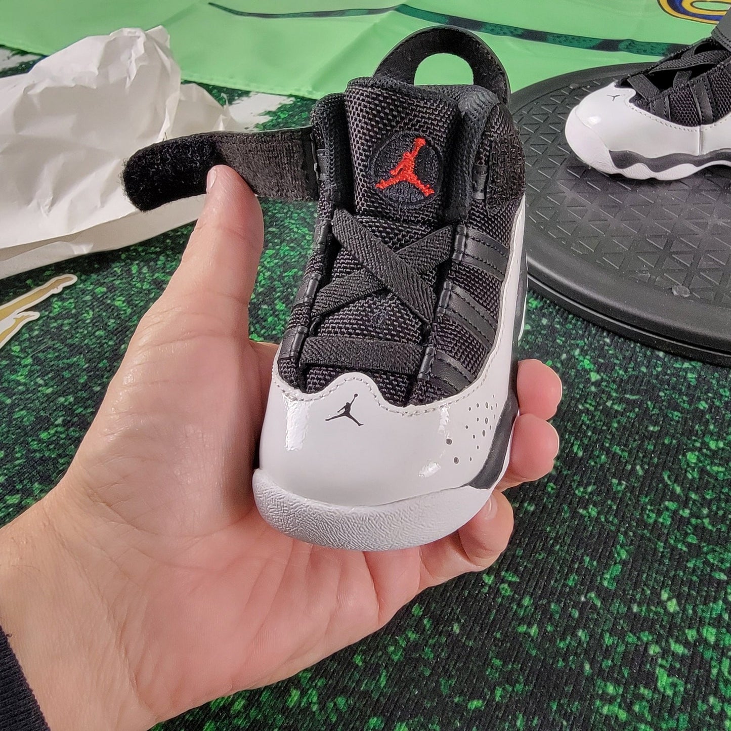 Jordan 6 Rings "Black/University Red/White" Toddler Boys' Shoe(323420 067) Sz 5c2