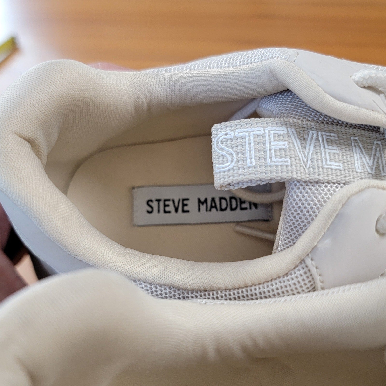 Steve Madden Acers Chunky Sneakers Off White Sz 8M