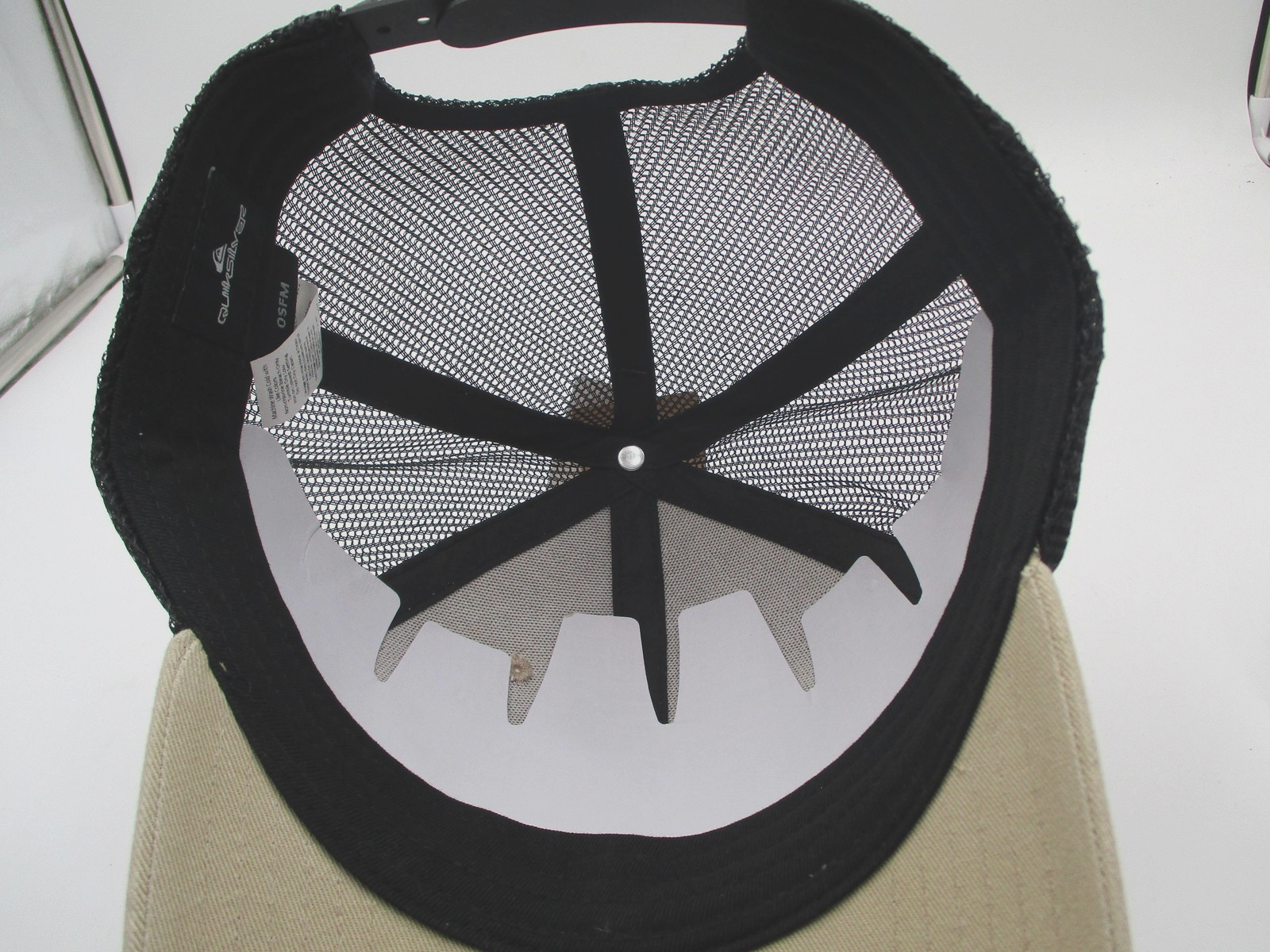 Quiksilver Hat Cap Snap Back Mens One Size Beige Black Trucker Mesh Logo Patch5