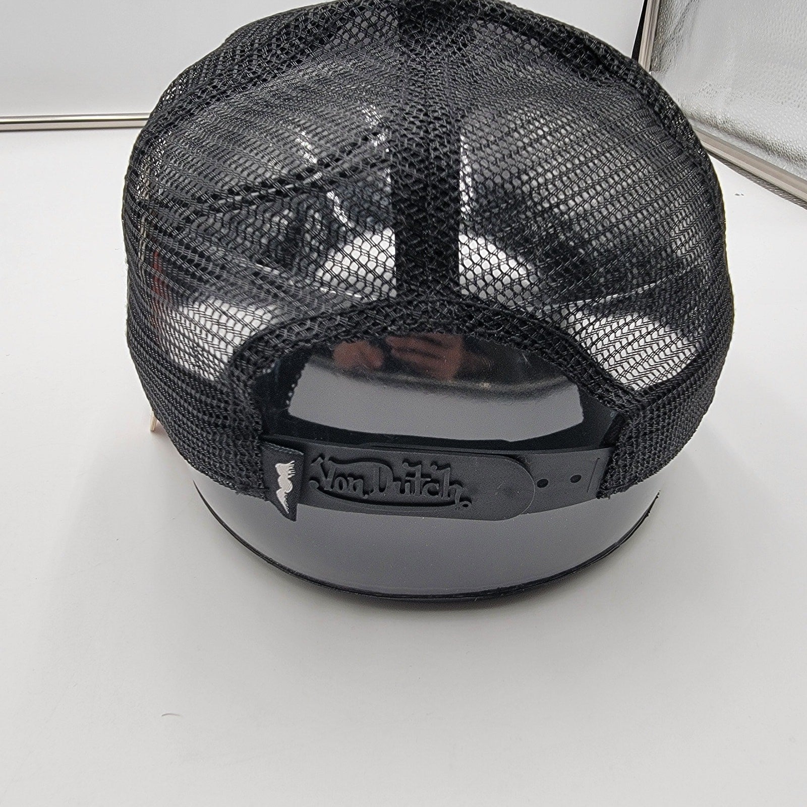 Von Dutch Black and White Classic Trucker 51 Snapback One Sz2