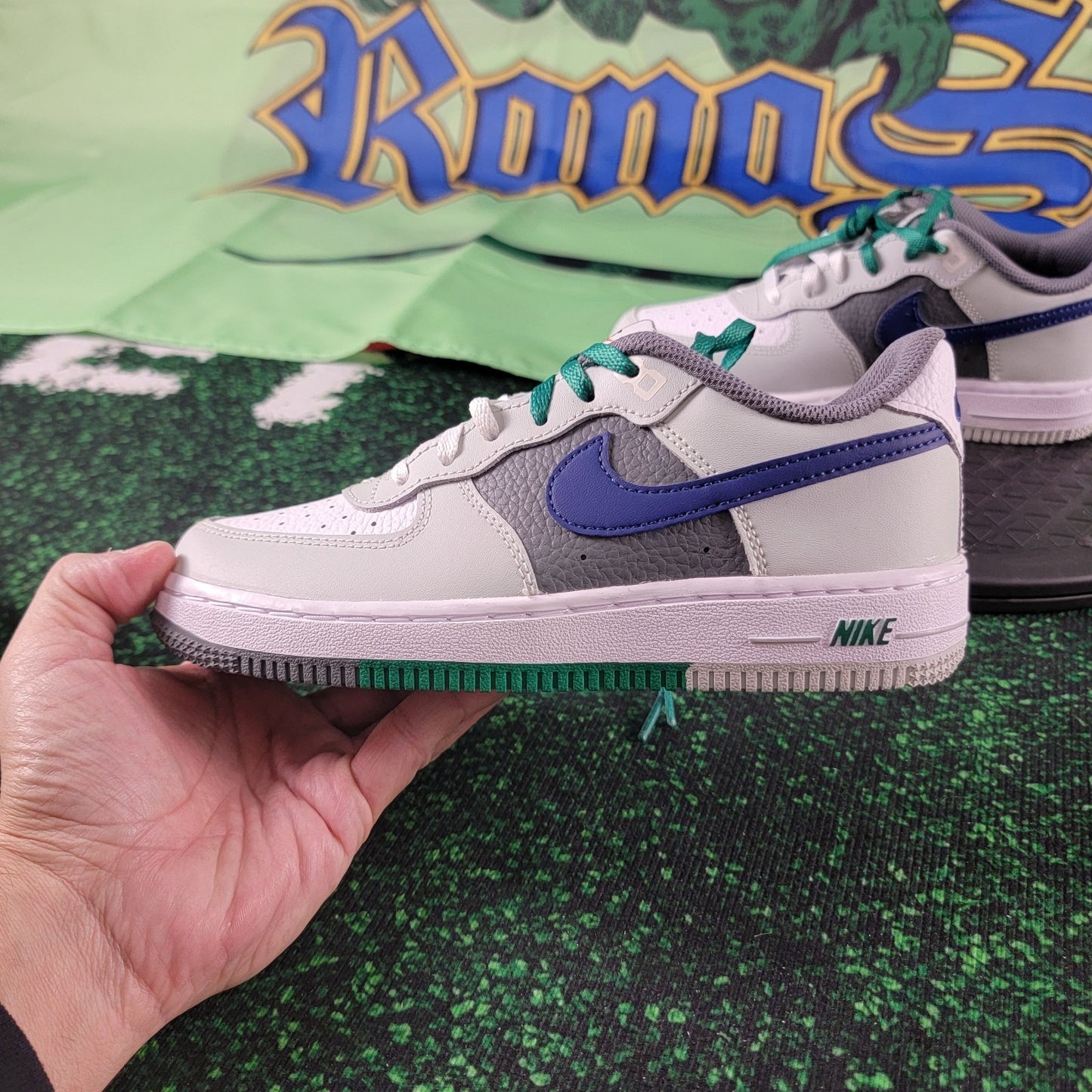 Nike Air Force 1 LV8 PS Light Silver Deep Royal Blue Youth Shoes Size 3Y New4