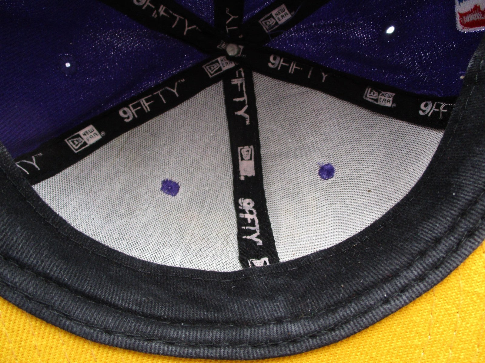 Los Angeles Lakers Hat Cap Snap Back One Size Purple NBA New Era James 2313