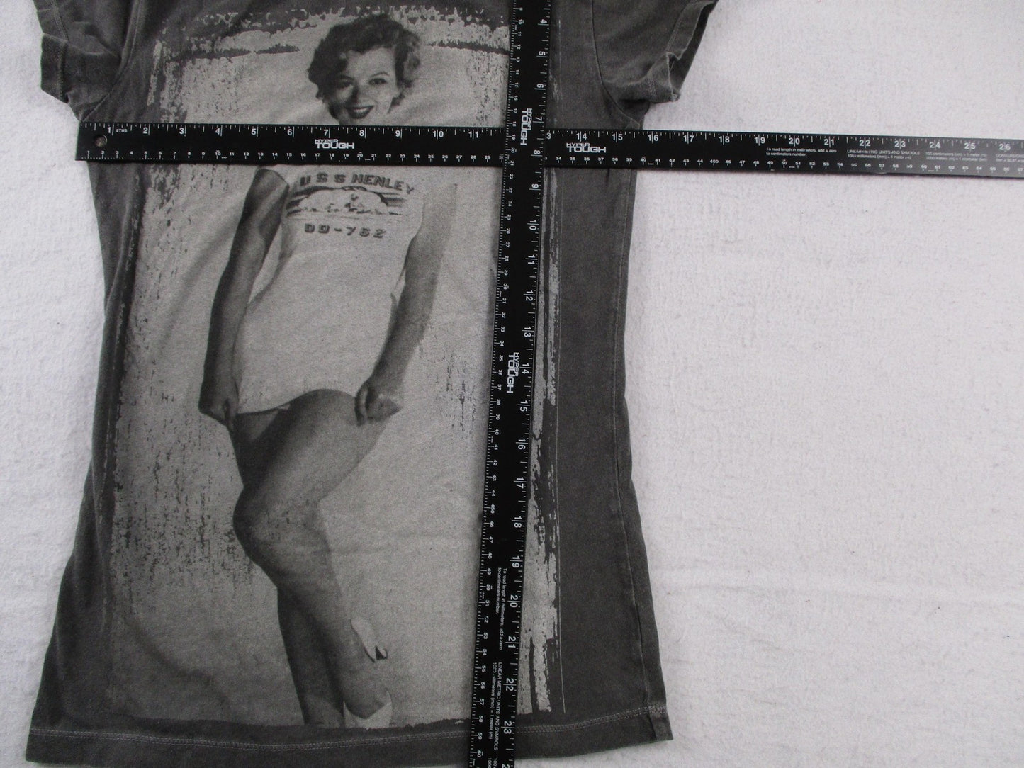 Average LA Shirt Womens Medium Gray Marilyn Monroe Poster Pinup Crewneck Tee4