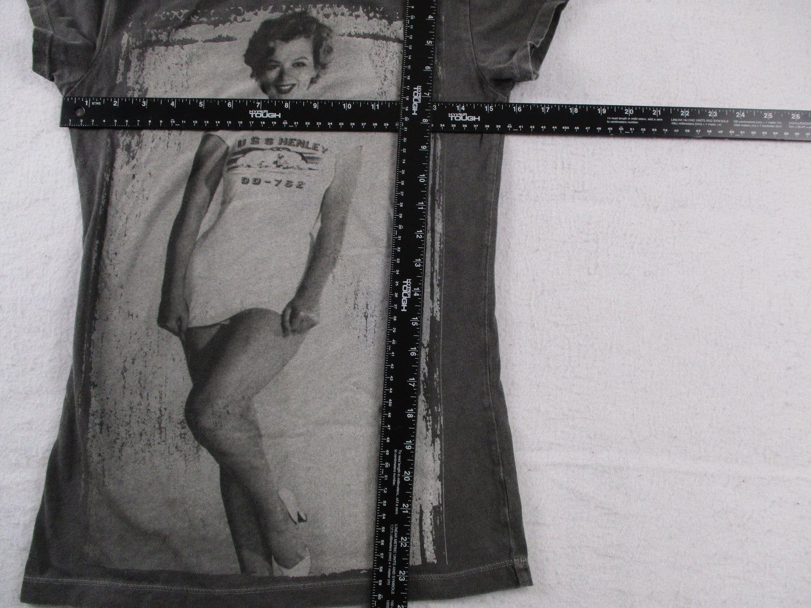 Average LA Shirt Womens Medium Gray Marilyn Monroe Poster Pinup Crewneck Tee4