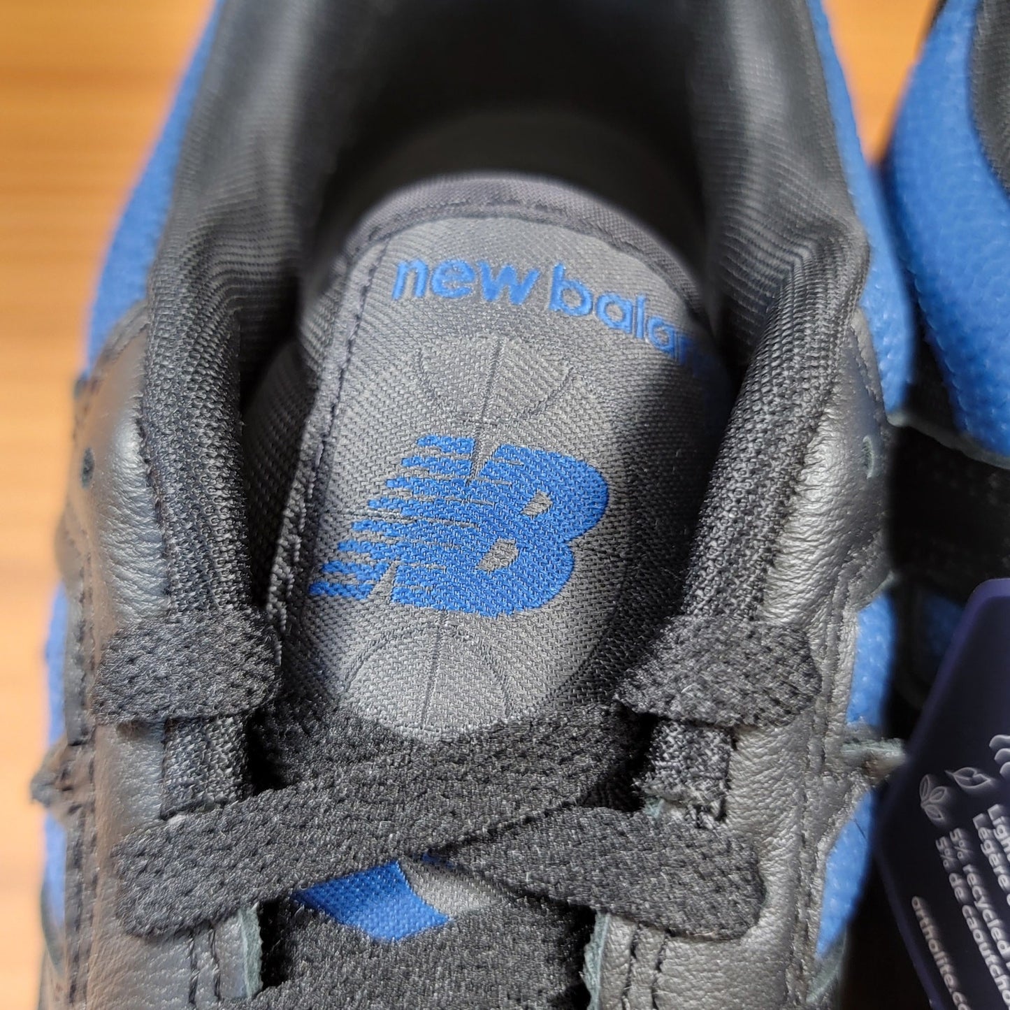 New Balance 550 'Black Blue Groove' Mens Sz 10 BB550PLB8
