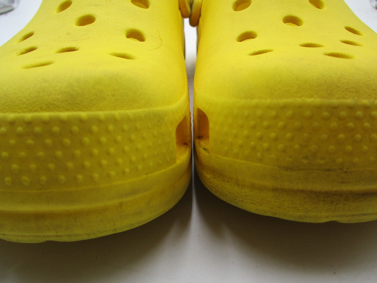 Crocs Classic Clog Shoes Mens Size 11 Yellow Slip On Sandals Comfort Casual5