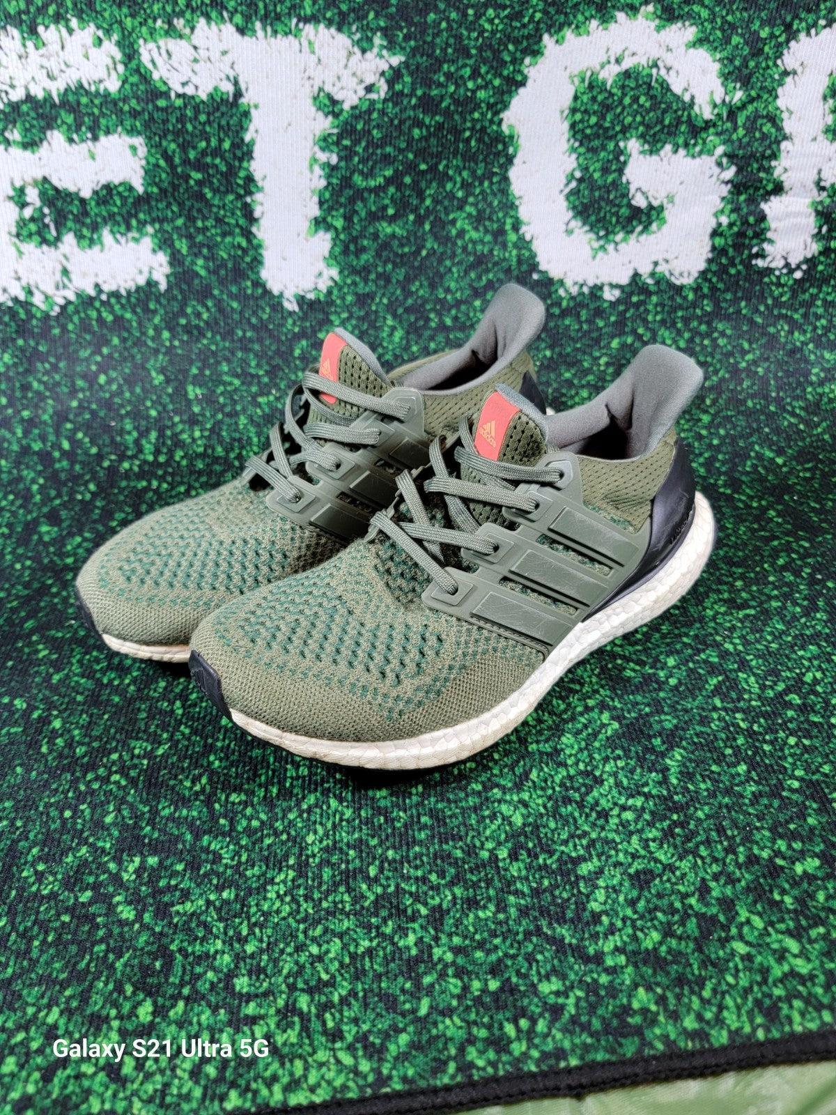 Adidas Ultraboost Olive Green Mens Size 7 Running Shoes Preowned Boost