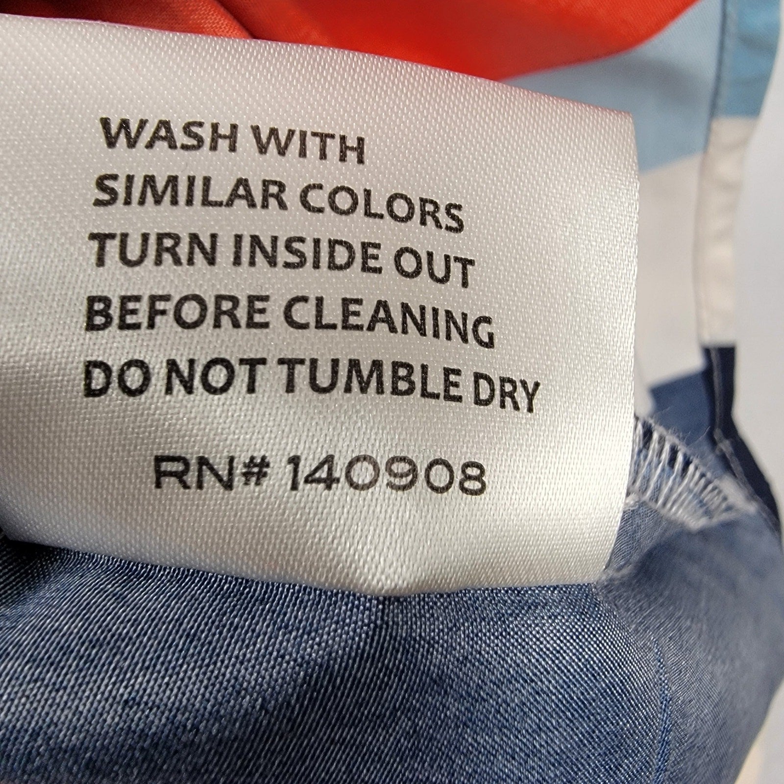 Men's Switch MultiStripe Short Sleeve Buttondown Red/White/Blue Sz S NWT