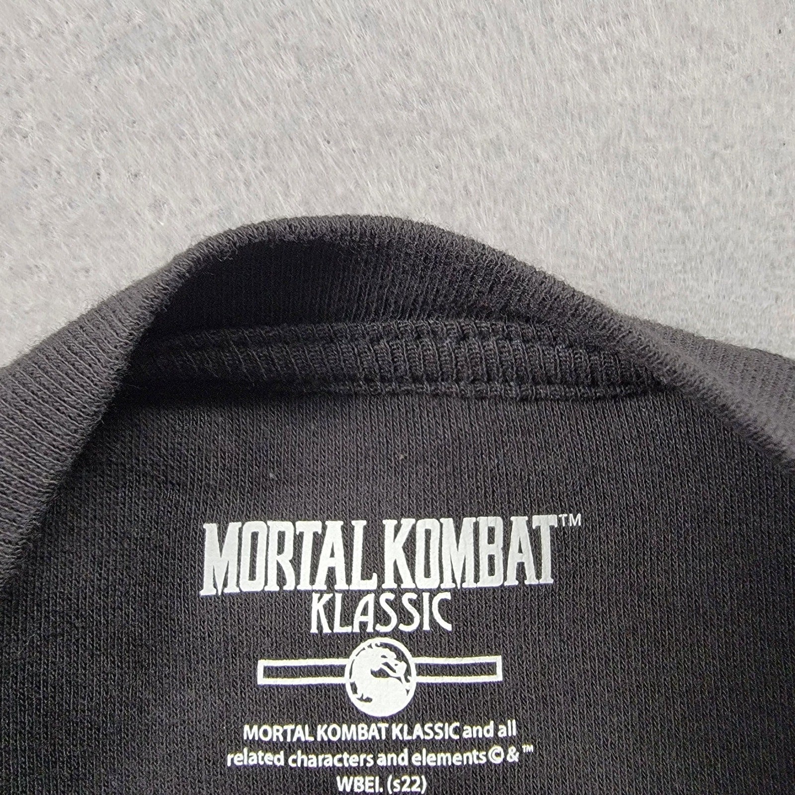 Mortal Kombat Klassic  x Forever 21 Cropped Tee Kids Sz XL2
