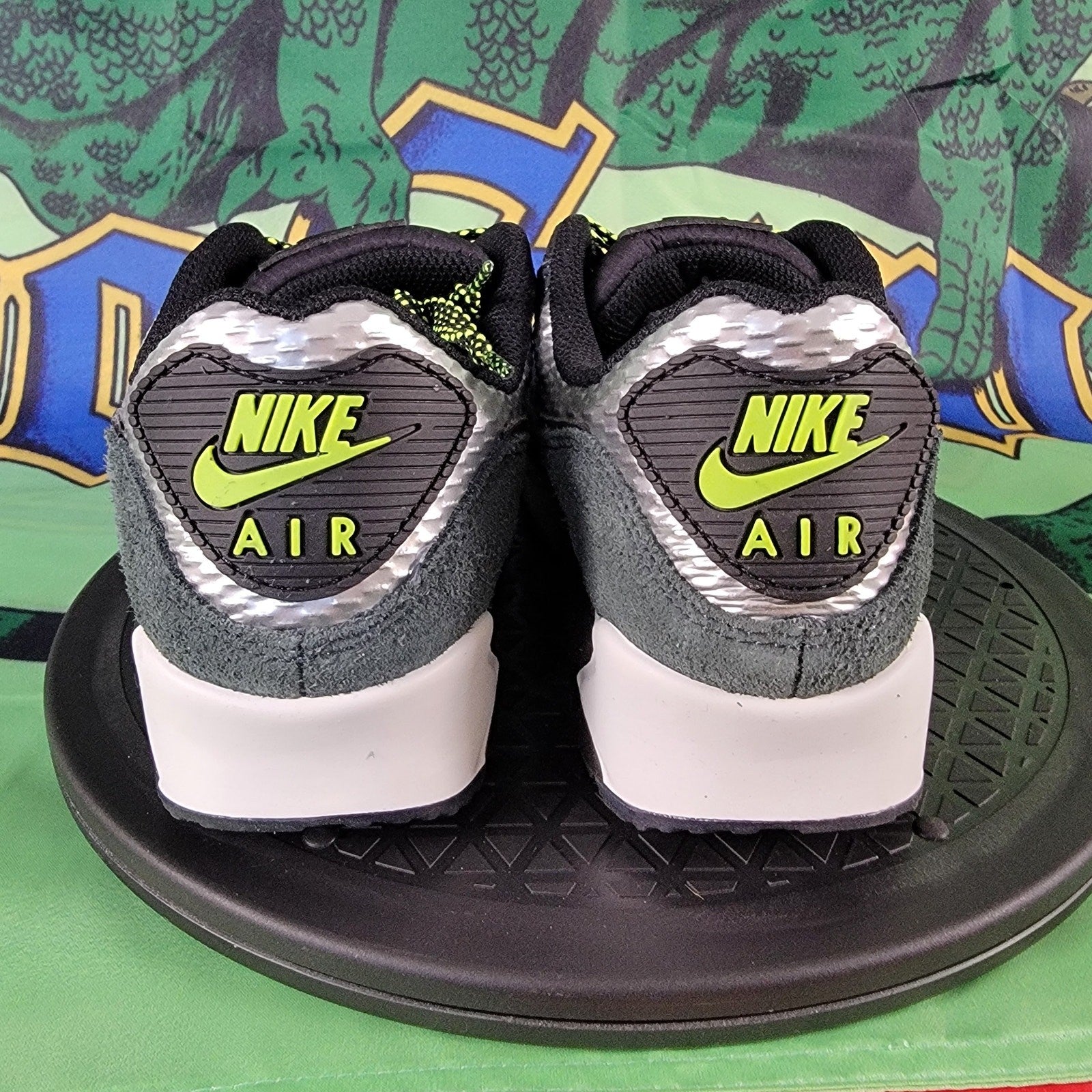 Nike AirMax 90 3M Pack Gray/Green Mens Sz 7 CZ2975-0022