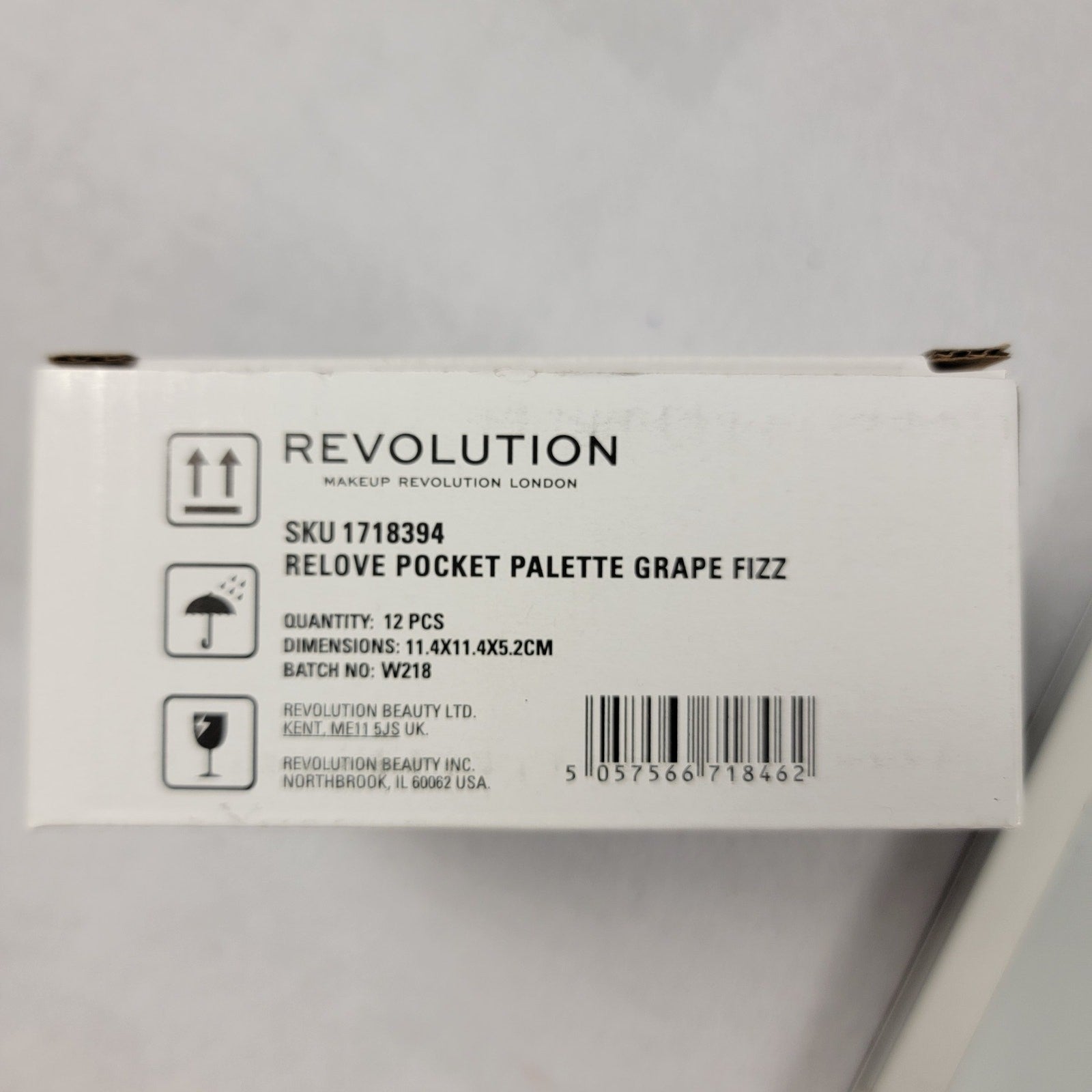 Relove by Revolution Grape Fizz Eyeshadow Palette  12 Pack3