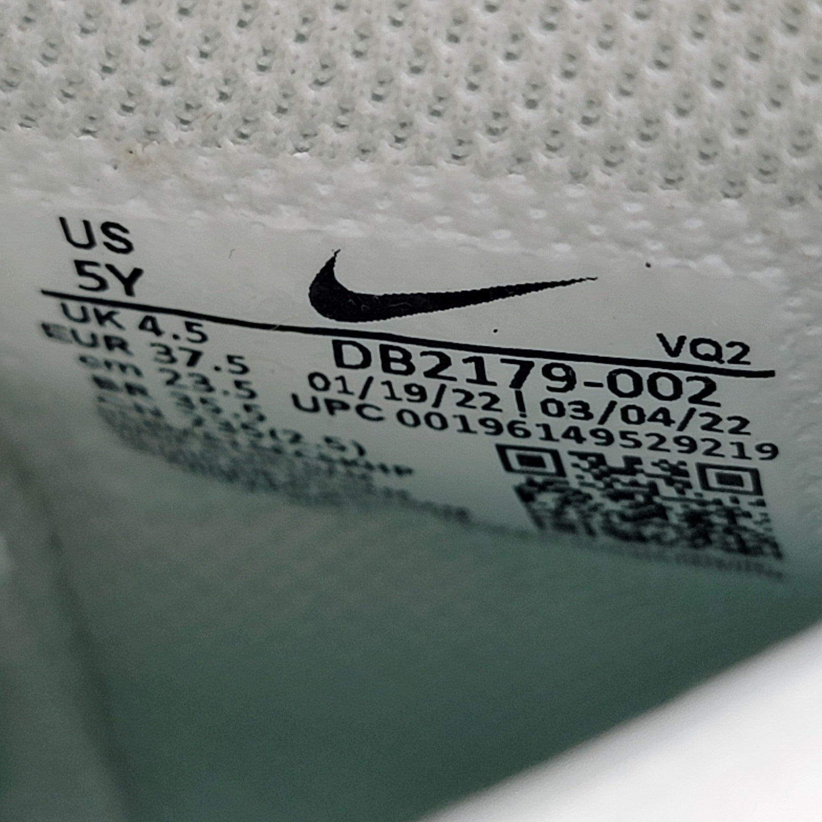 Nike Dunk High GS Phantom Stadium Green - Size 5Y (6.5W)7