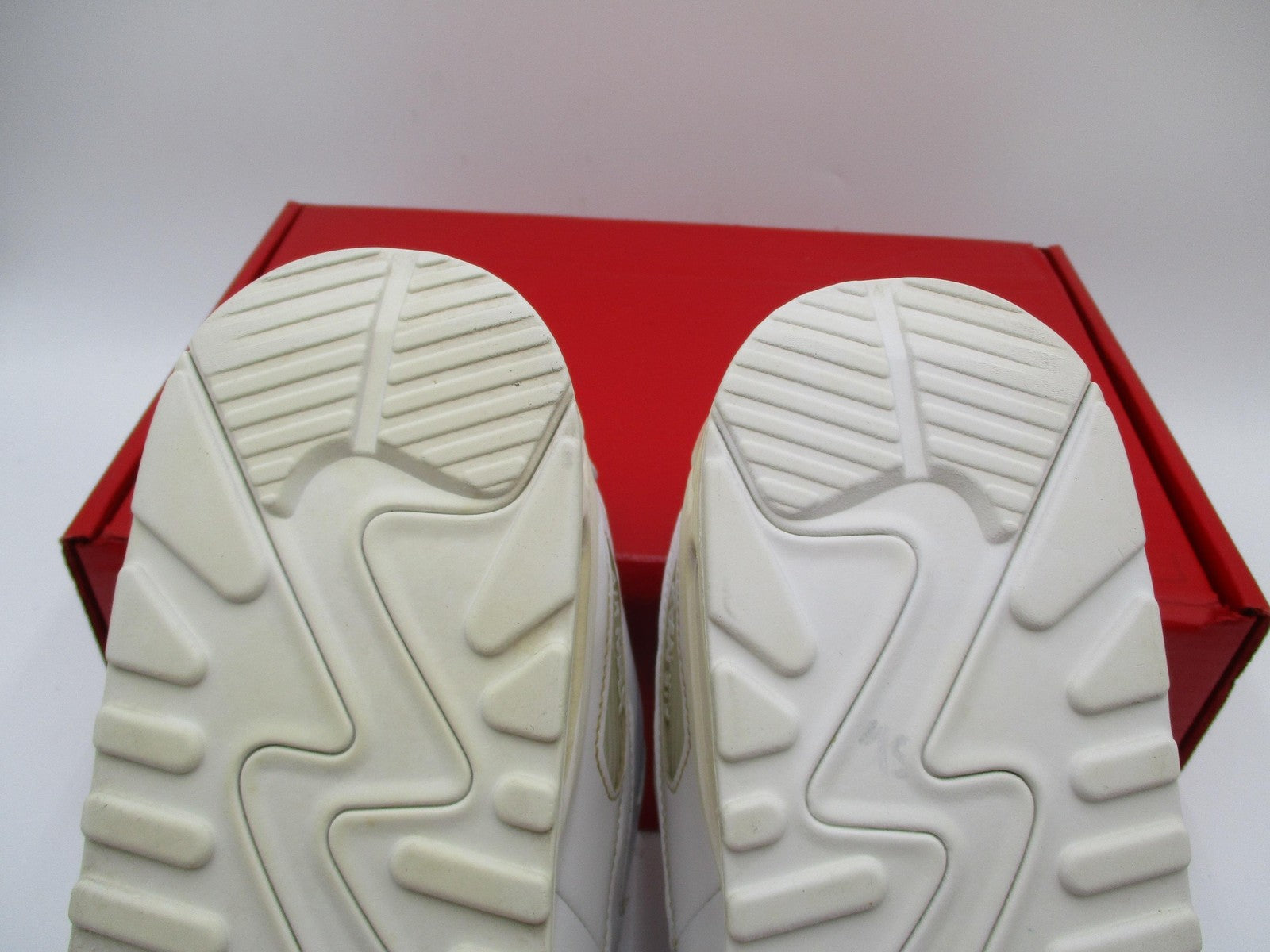 Nike Air Max 90 Shoes Mens Size 11.5 White Leather Classic Retro 302519113 1D76