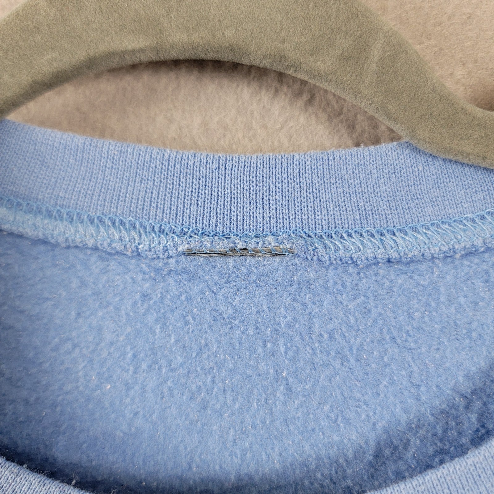 Nike Crewneck Sweatshirt Ice Blue Embroidered Swoosh Preowned Size M