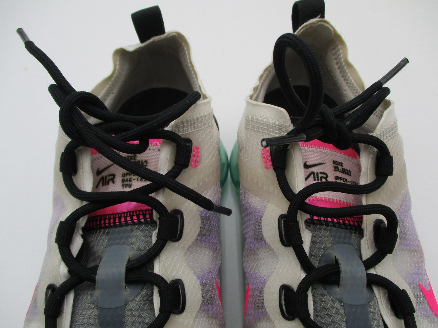 Nike Air VaporMax 2019 Shoes Womens Size 10.5 Multicolor Sneakers AR6632-0052