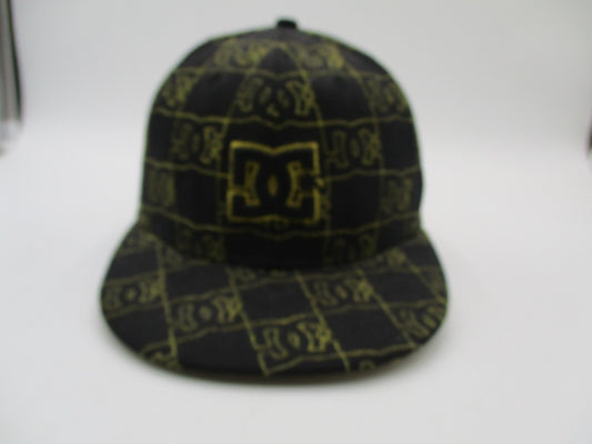 Vintage New Era DC Shoes Hat Cap Fitted Mens 7 1/4 Black Gold 59FIFTY Logo0