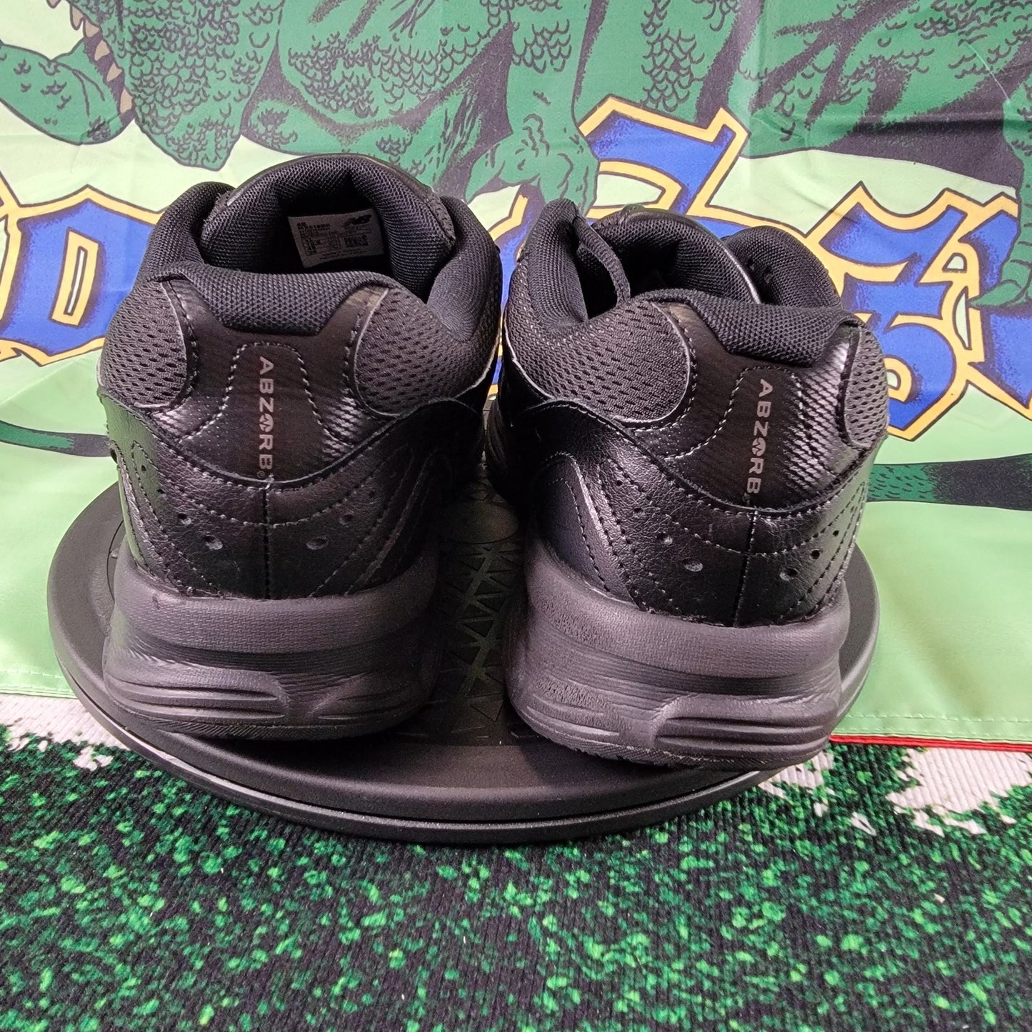 New Balance 519 MX519BK Men’s Size 11 4E Black Training Shoes ABZORB Preowned2
