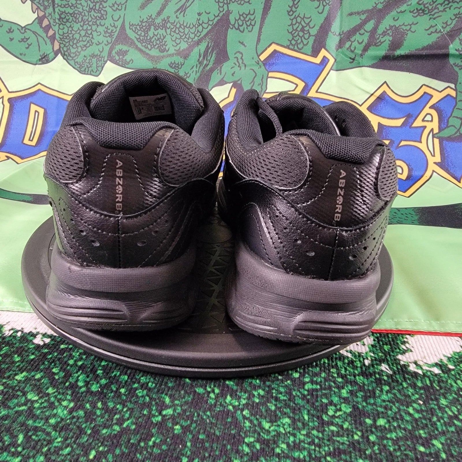 New Balance 519 MX519BK Men’s Size 11 4E Black Training Shoes ABZORB Preowned2